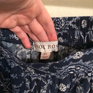 Beautiful boho skirt, back of skirt hits floor.